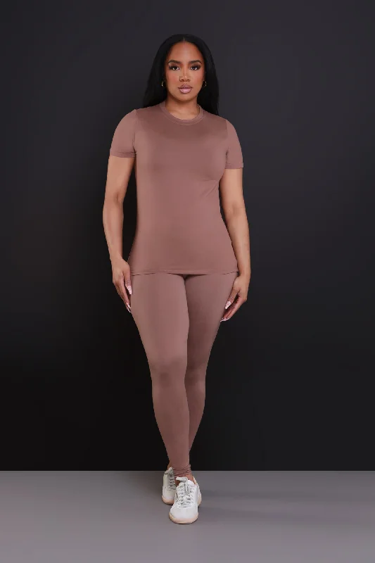 guest-pass-short-sleeve-legging-set-mocha