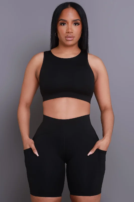 tone-up-cropped-biker-short-set-black