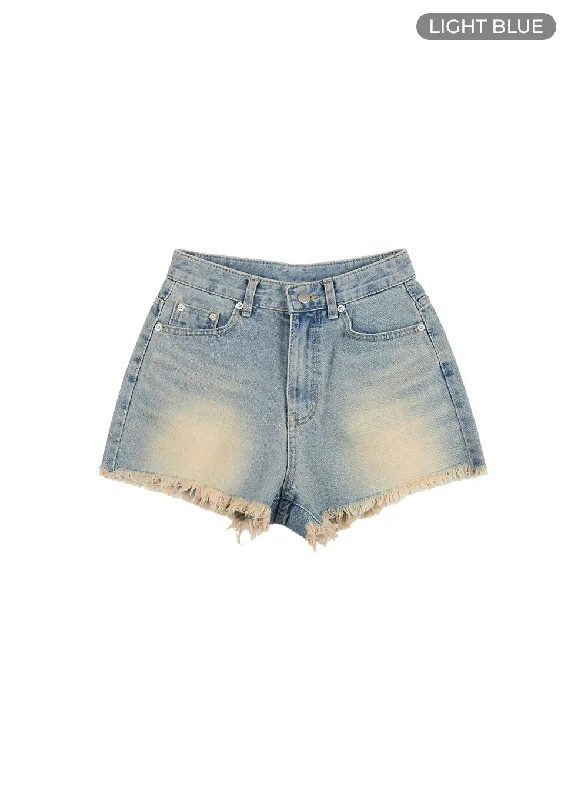 destroyed-hem-denim-shorts-iu412