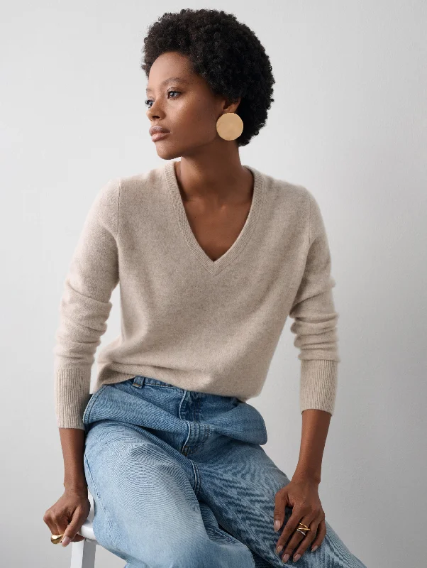 Essential Cashmere V Neck