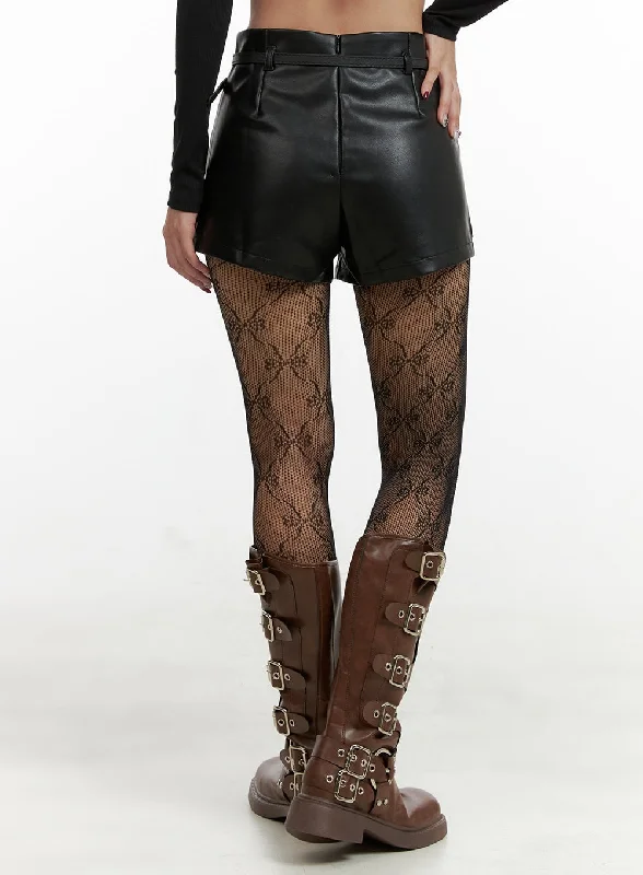 faux-leather-layered-shorts-ou404