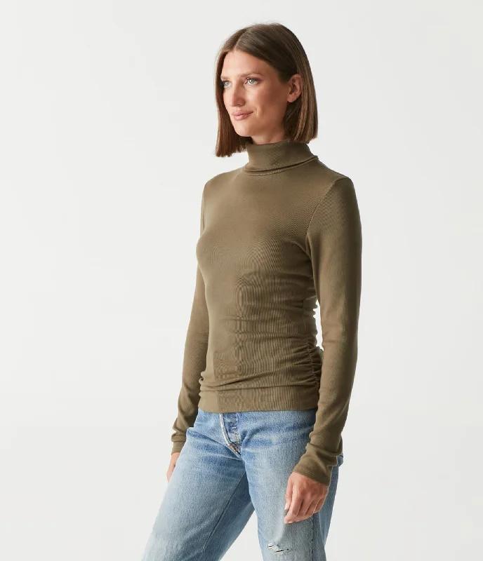 beck-ribbed-turtleneck-tee-25004