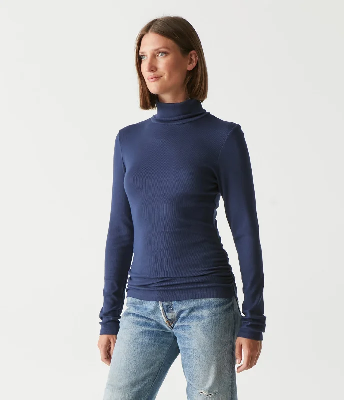 beck-ribbed-turtleneck-tee-25004