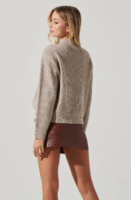 button-slit-front-sweater