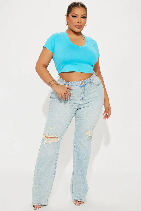 carly-v-neck-crop-tee-aqua