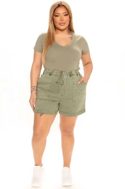 carly-v-neck-crop-tee-olive