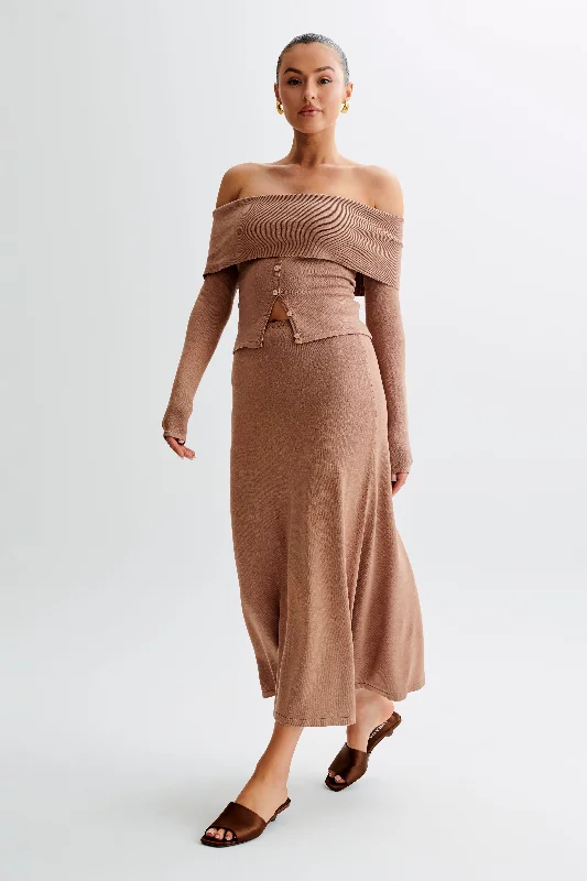 diedre-buttoned-off-shoulder-knit-top-pecan