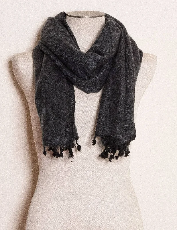 himalayan-yak-wool-wrap-black