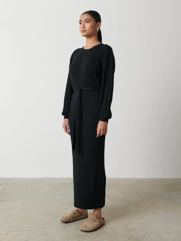 mae-crew-neck-knit-dress-black