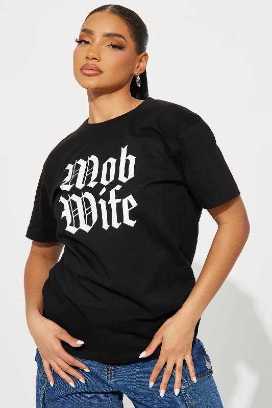 Mob Wife Energy Tee - Black