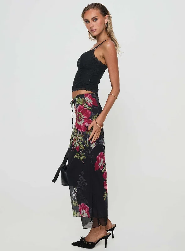 paganio-maxi-skirt-black-floral