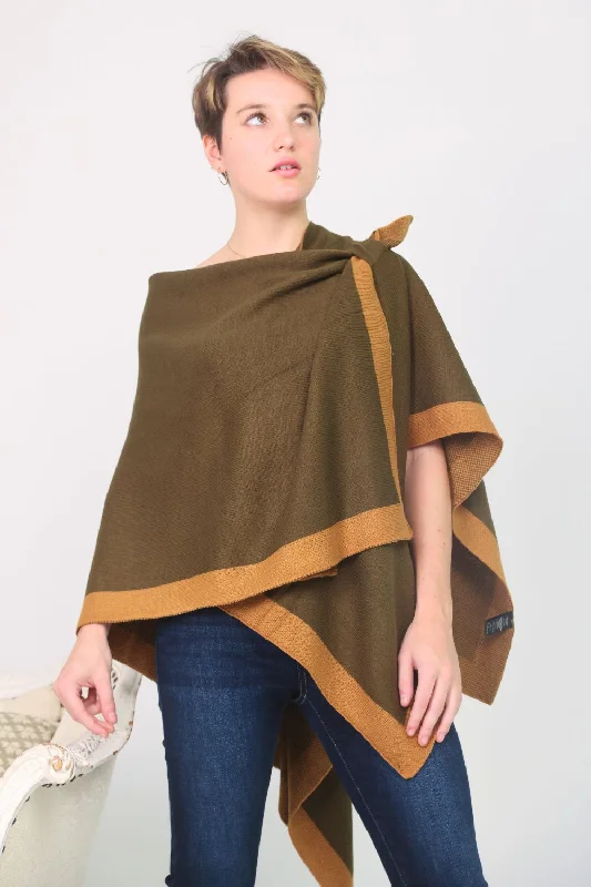 Petite Shoulder Strap Bordered Poncho (Olive)