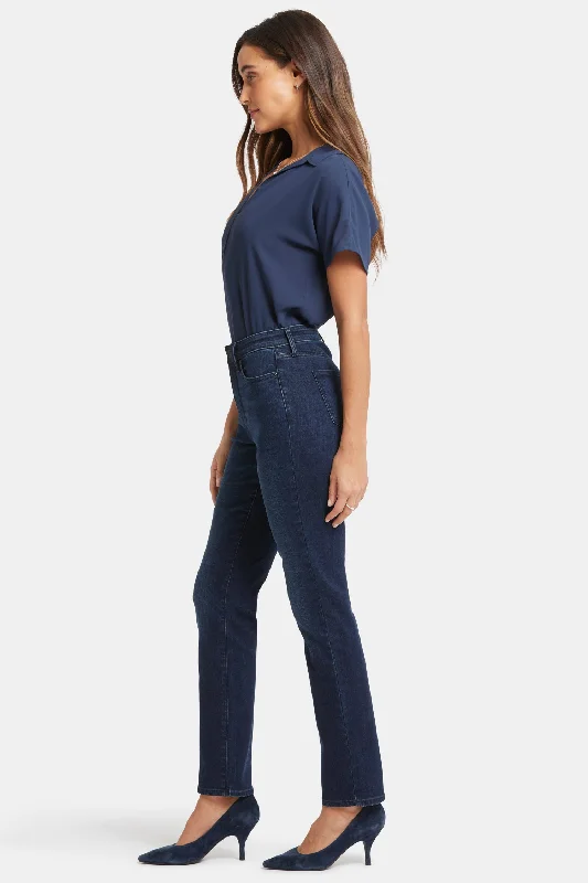 sheri-slim-jeans-in-petite-basin