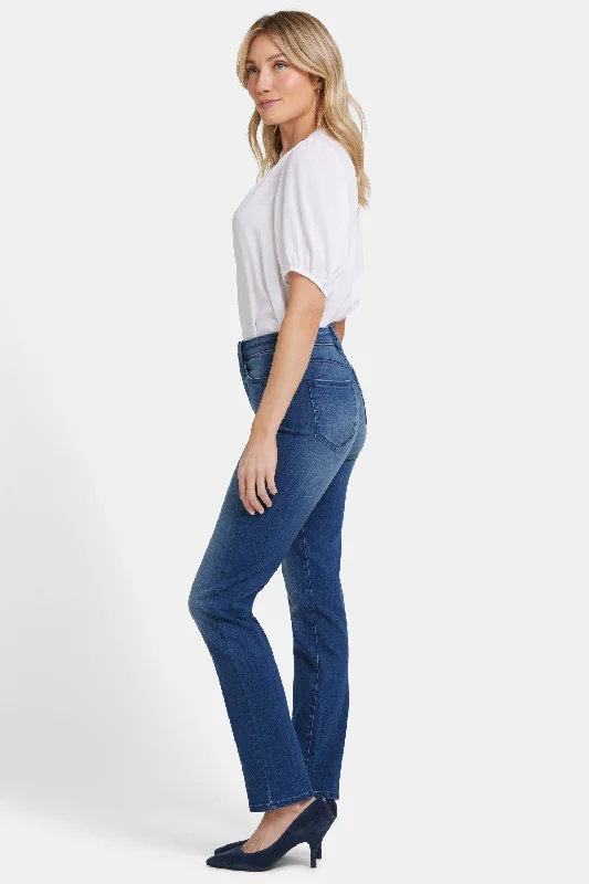 sheri-slim-jeans-in-petite-moonlight