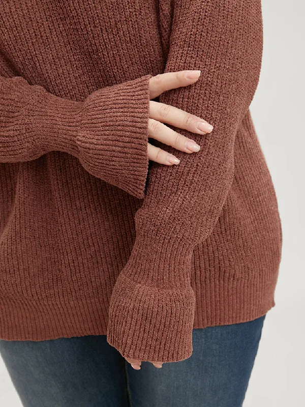 solid-pointelle-knit-round-neck-bell-sleeve-knit-top