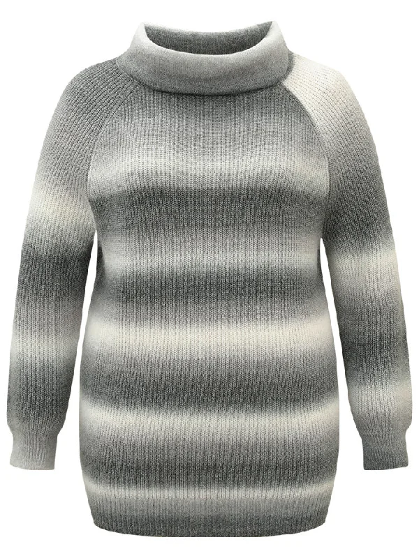 turtleneck-ombre-heather-raglan-sleeve-pullover