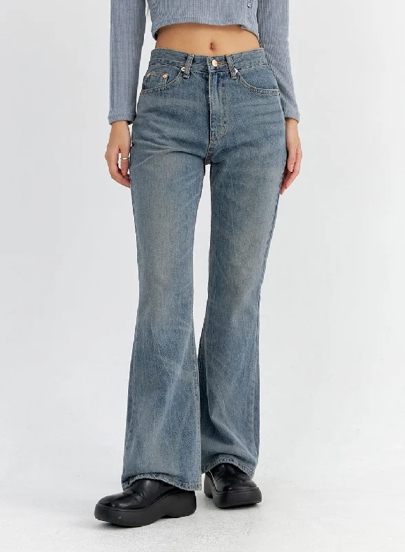 vintage-washed-bootcut-jeans-co325