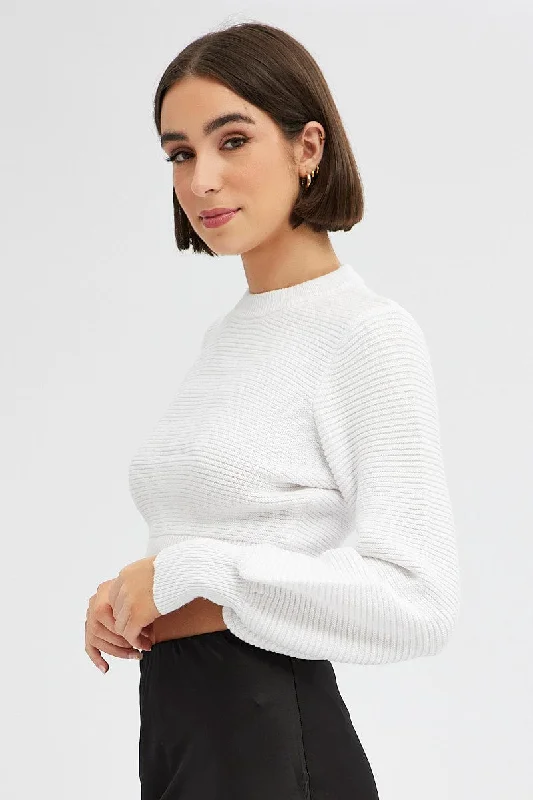 white-knit-top-long-sleeve-crop-round-neck-kn1575-12pb