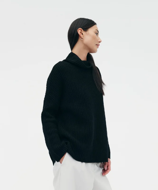 wool-cashmere-oversized-ribbed-turtleneck