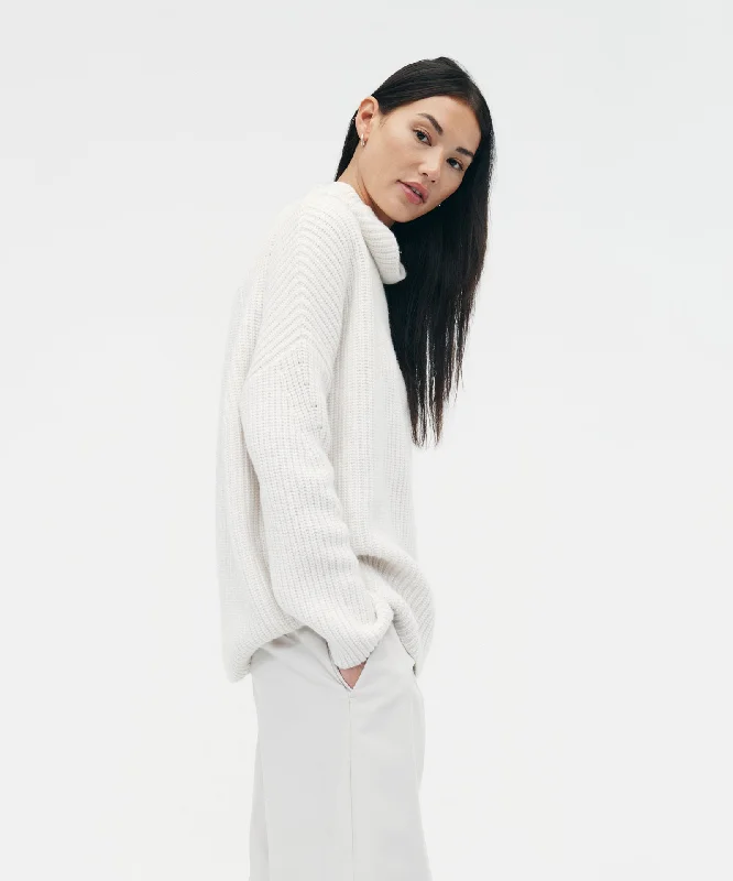 wool-cashmere-oversized-ribbed-turtleneck